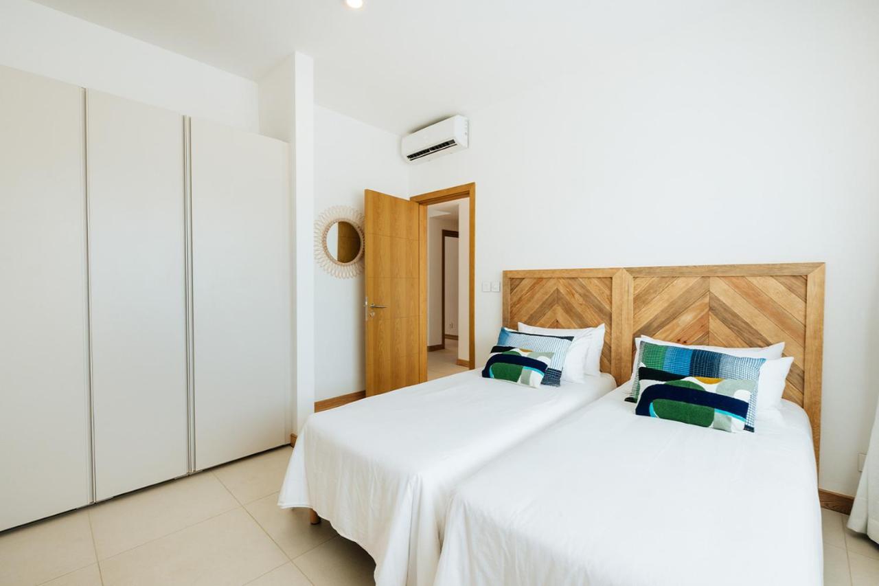 Mythic Suites & Villas By Mj Holidays Grand Gaube Exterior foto